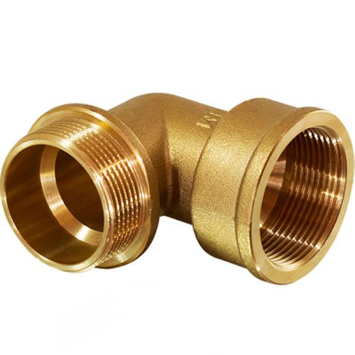 Уголок 1/2 вн./нар. латунь